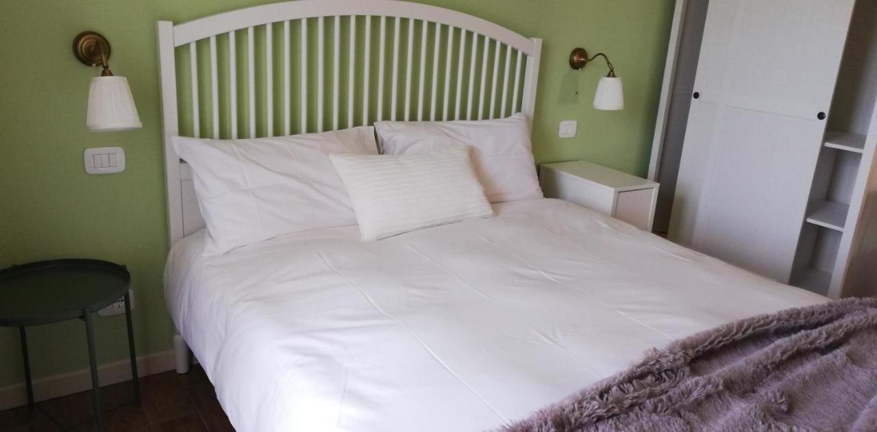 ガルダ Il Melograno Bed & Breakfast エクステリア 写真